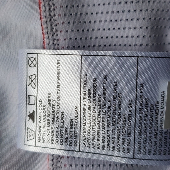 NWT Nike Women Dri-Fit Workout Top Black Red M - Picture 13 of 14